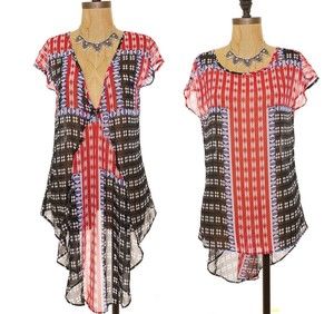 Eight Sixty Sheer Reversible Tunic Top Size  M L Printed Red White Blue NEW B32